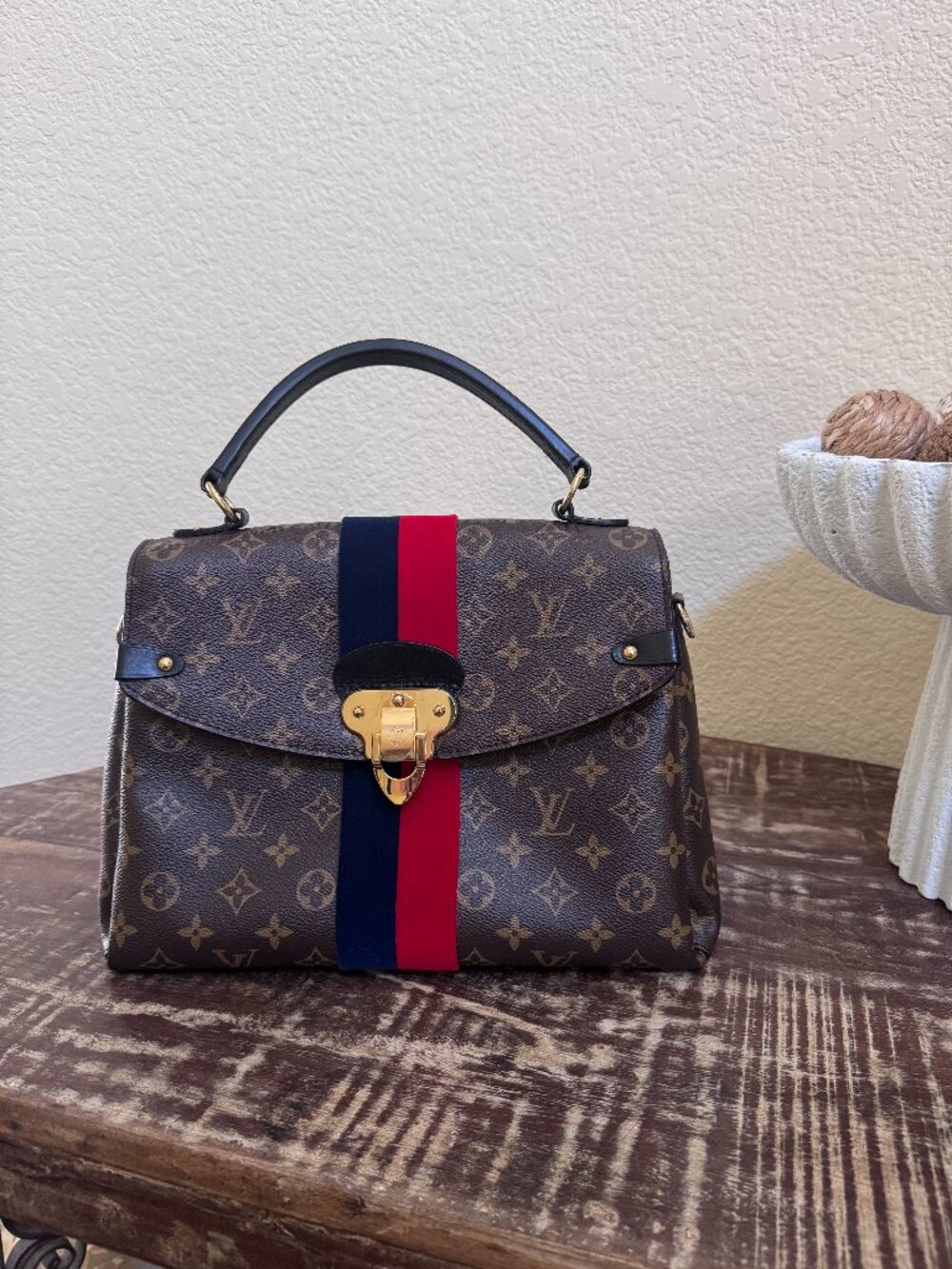 Louis Vuitton Georges MM Monogram Stripe Authentic COA